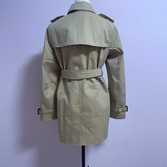 Burberry  Short Chelsea Heritage Trench Coat - Picture 9 of 14